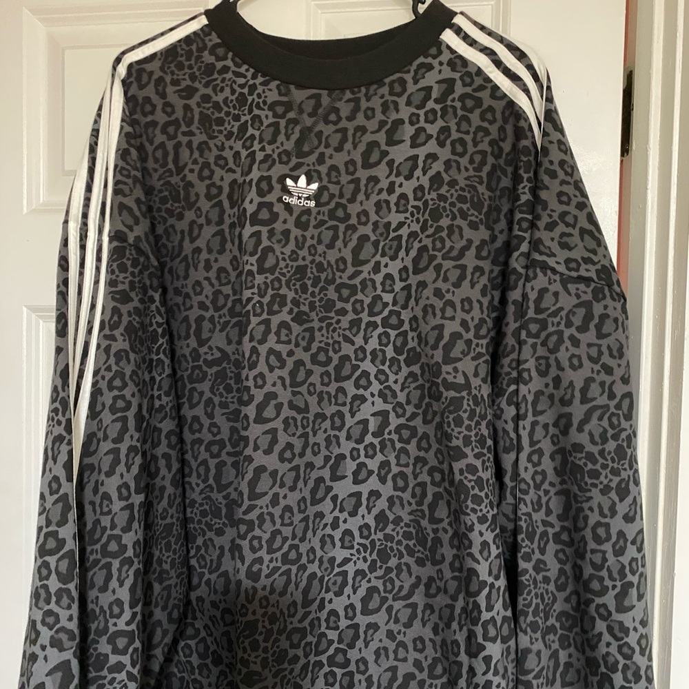 Never worn adidas animal print crew sweatshirt